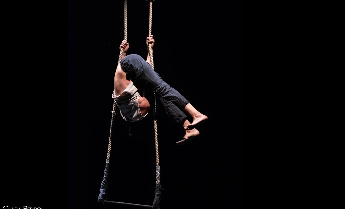 Circ acrobàcia | © @Clara Pedrol